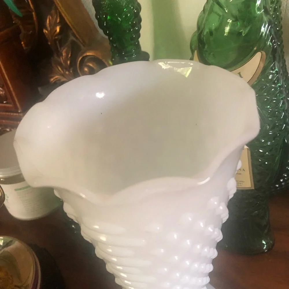Vintage White MilkGlass Hobnail Pedestal Trumpet Vase with Ruffled Rim - Picture 2 of 7